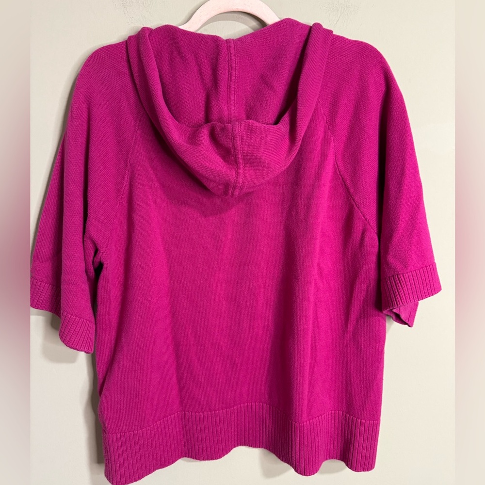 Chicos Zenergy Short Sleeve raspberry Hooded knit sweater - Picture 3 of 3